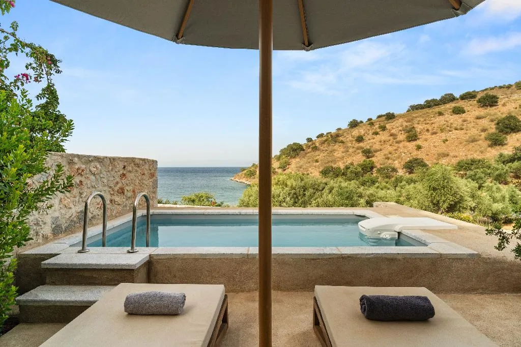 SUITE SEA VIEW HONEYMOON Room, 100 Rizes Seaside Resort, Athens