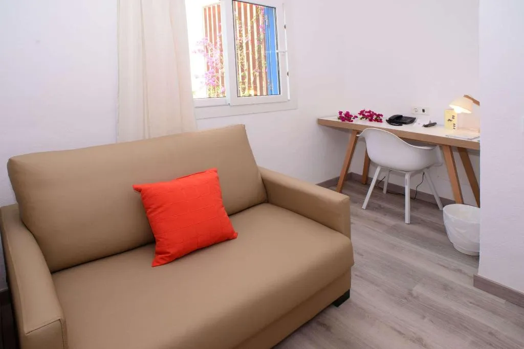 Room, Cala Llenya Resort Ibiza, Ibiza