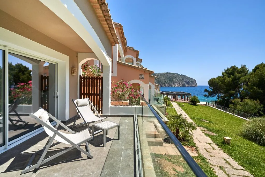 SUITE SEA VIEW Room, Cabau Bahia Camp de Mar Suites, Majorca
