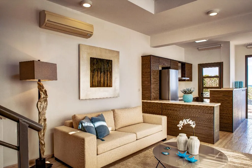 VILLA SEA VIEW WITH PRIVATE POOL Room, Atlantis Gardens Apartments & Villas, Cyprus