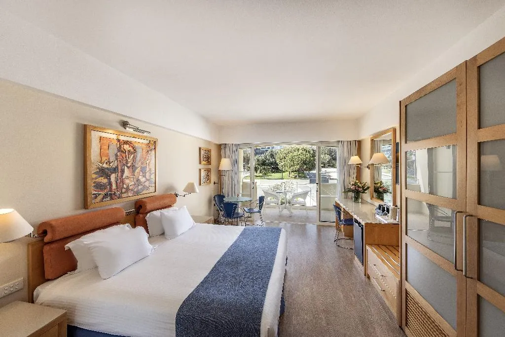 Double or Twin EXECUTIVE Room, St Raphael Resort, Cyprus