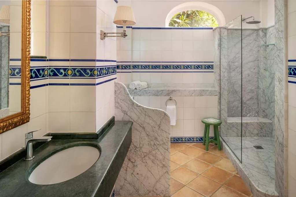 JUNIOR SUITE SEA VIEW WITH TERRACE Room, Caesar Augustus, Naples