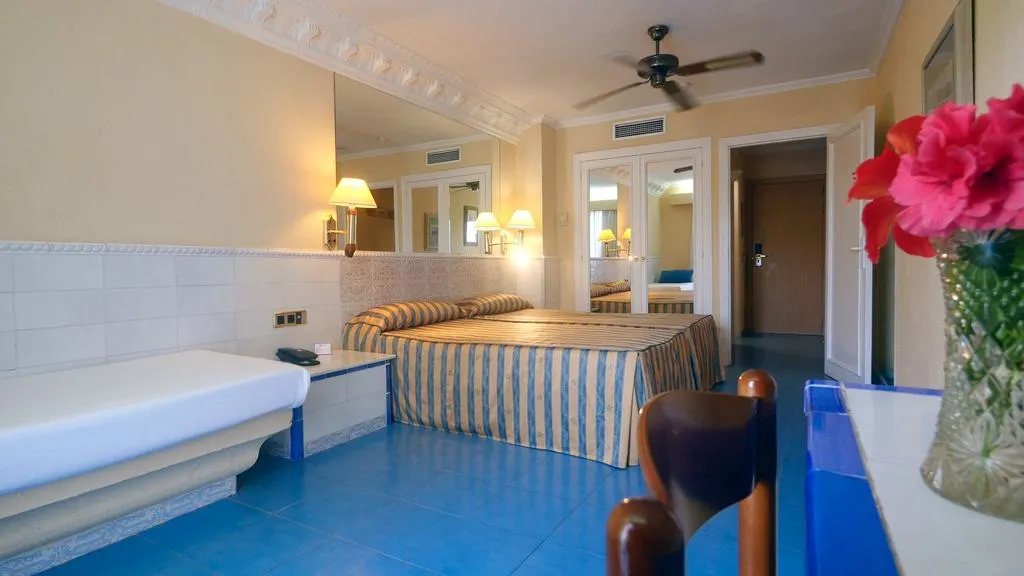 Room, Diver Roquetas Hotel, Costa Almeria