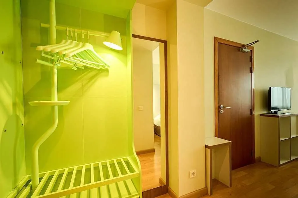 TWIN STANDARD Room, Travelodge Cornella Fira, Barcelona
