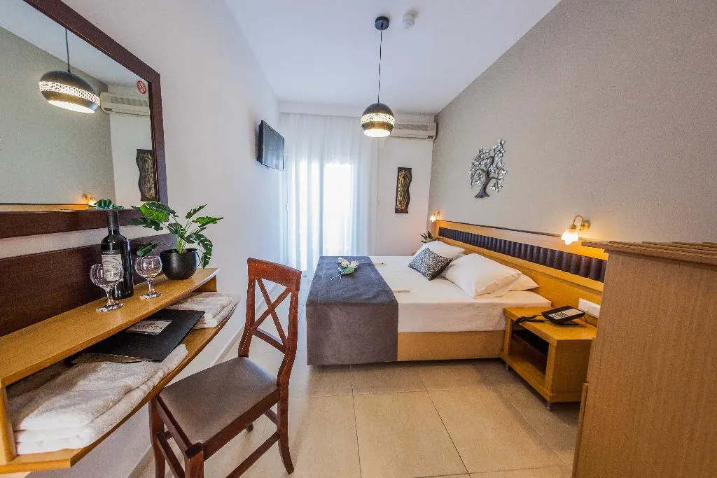 Room, Sarantis Hotel, Halkidiki