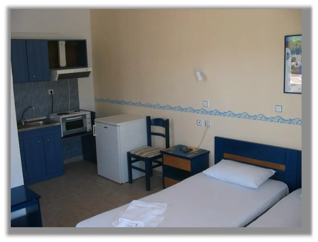STUDIO CAPACITY 2 Room, Christos Makrinos Rooms, Santorini
