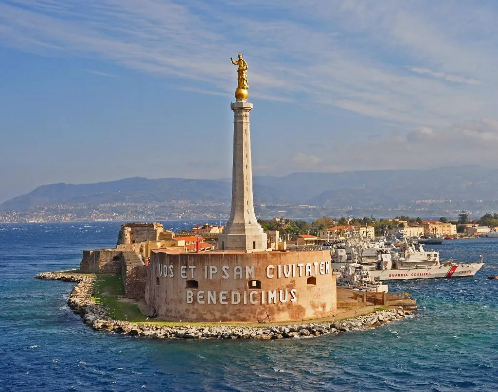 General view, Re Vittorio de Luxe, Catania