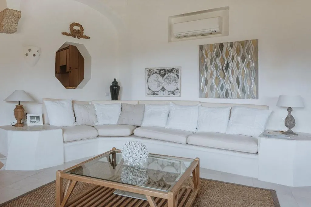 Room, Relais Villa Carola, Olbia