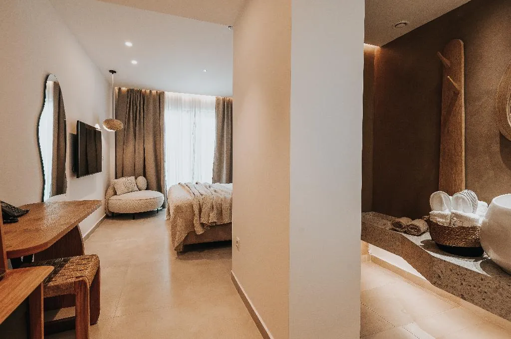 SUITE TWO DOUBLE BEDS Room, Sagredo Boutique Hotel And Spa, Kos