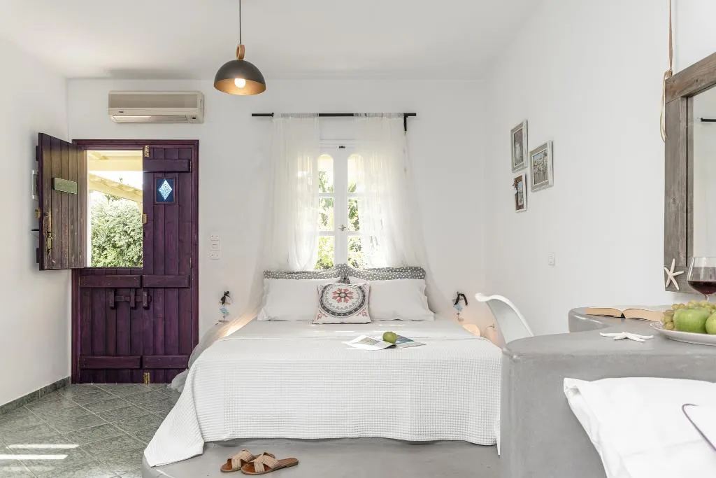FAMILY ROOM DELUXE WITH TERRACE Room, Palatiana Agriturismo - Philoxenia Cottages, Crete