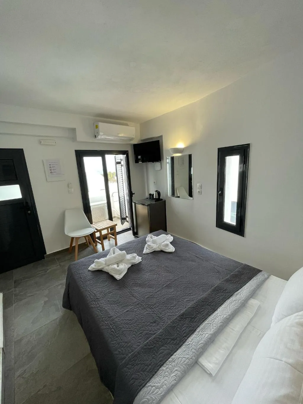 Room, Sun Springs, Santorini