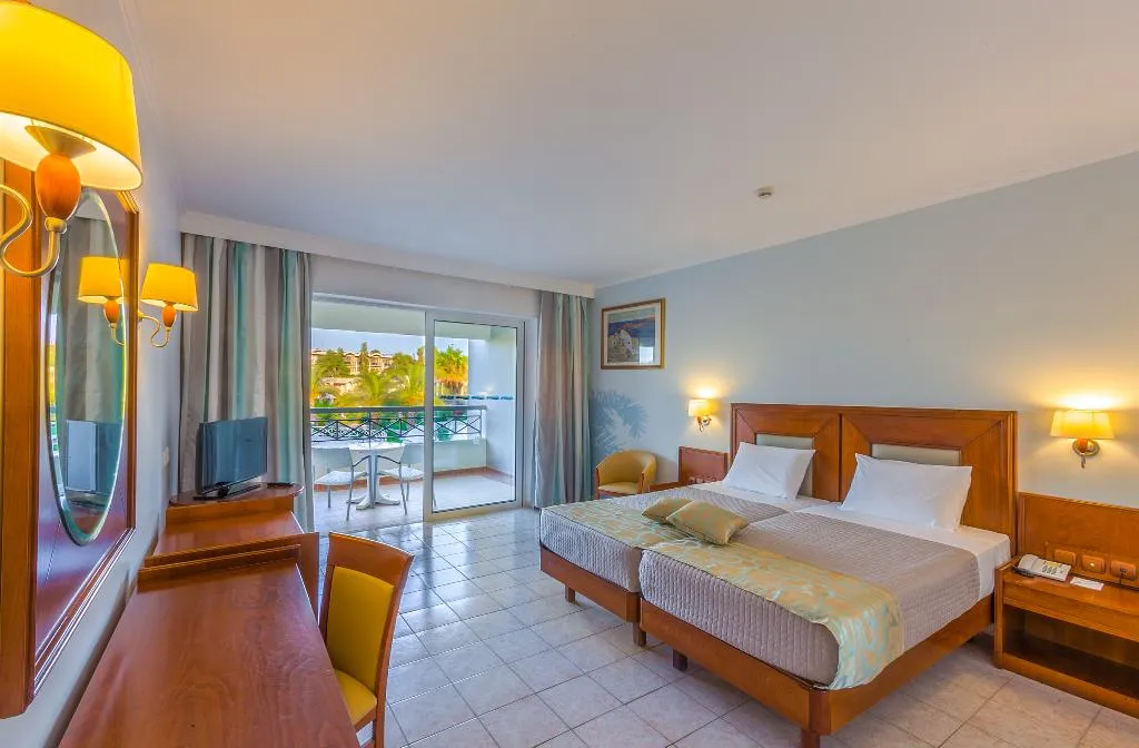 Double or Twin SUPERIOR Room, Kipriotis Maris Suites, Kos