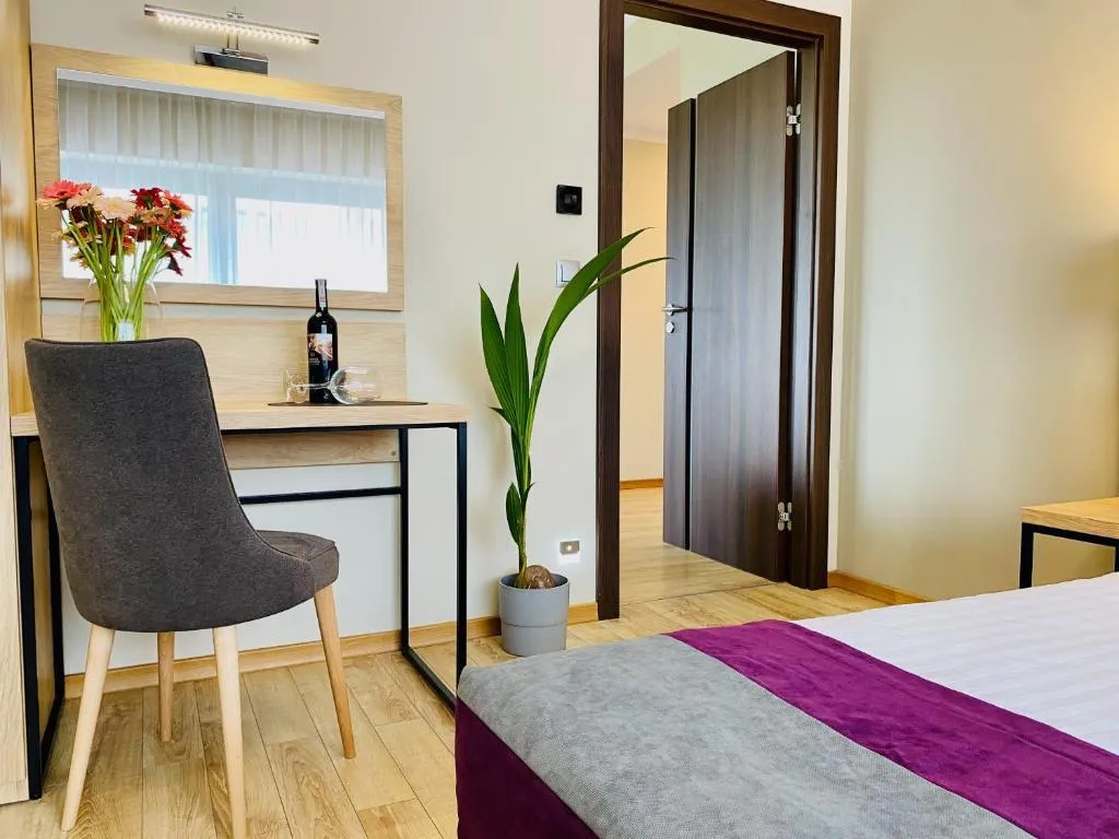 APARTMENT DELUXE Room, Conrad Comfort Hotel, Krakow