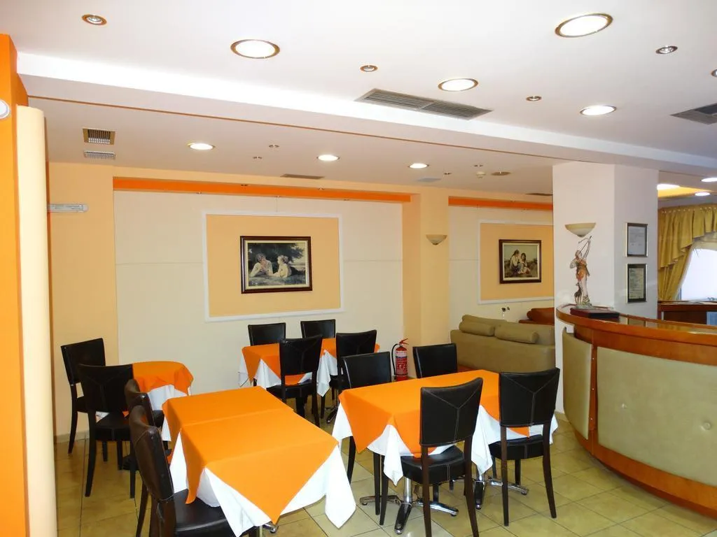 General view, Faros 2, Athens