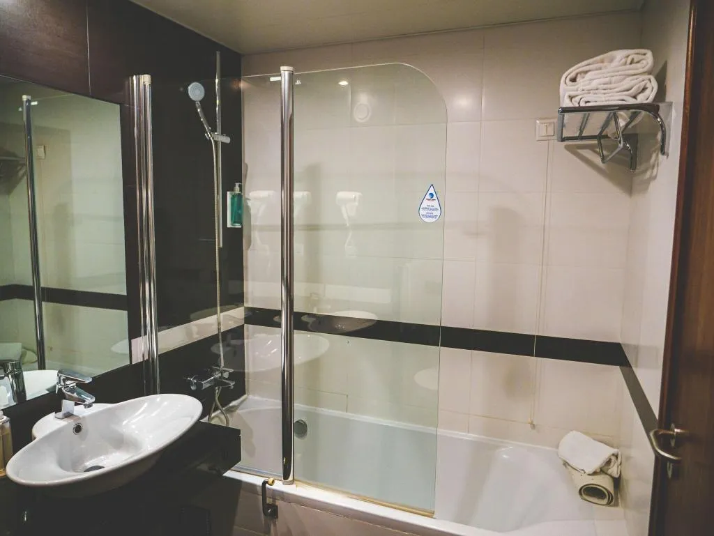 TWIN SUPERIOR CITY VIEW Room, Hotel Baía, Lisbon