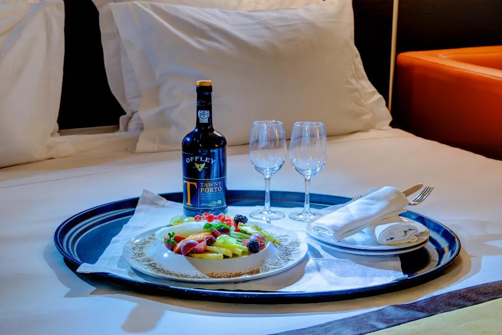 TWIN STANDARD Room, VIP Grand Lisboa, Lisbon