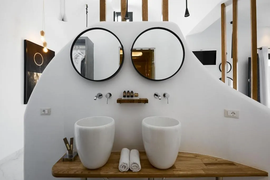 Room, Oia Suites, Santorini