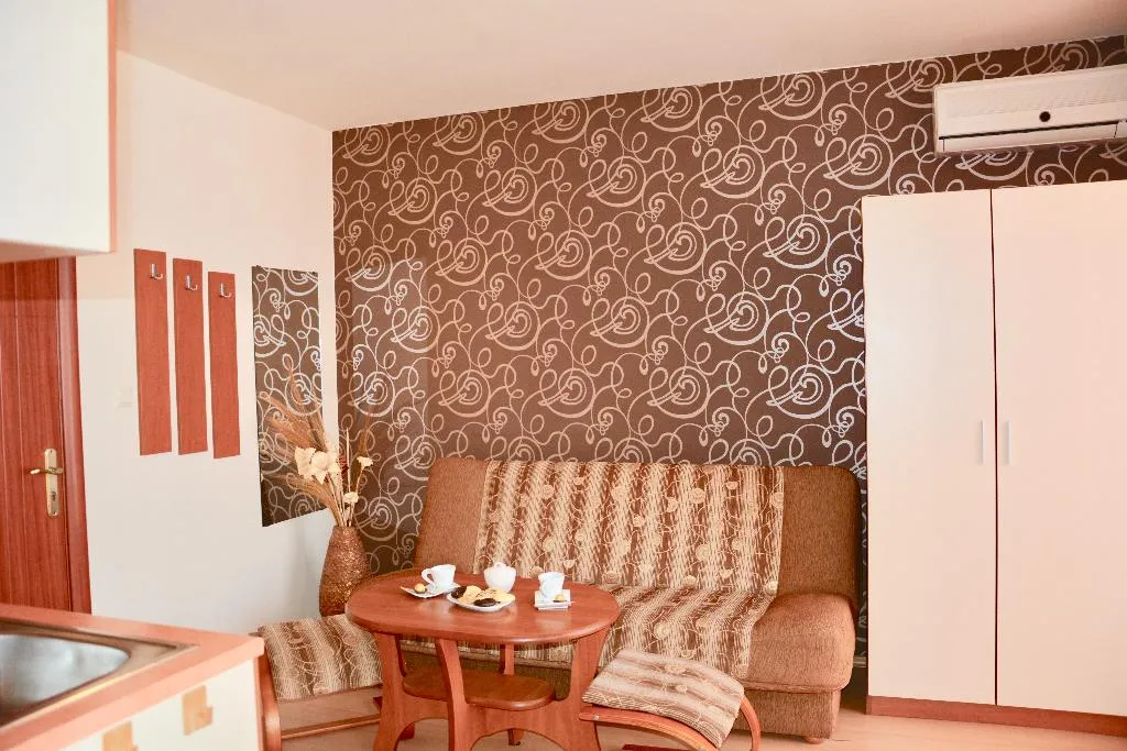 STUDIO STANDARD Room, Rainbow 2 holiday complex, Bourgas
