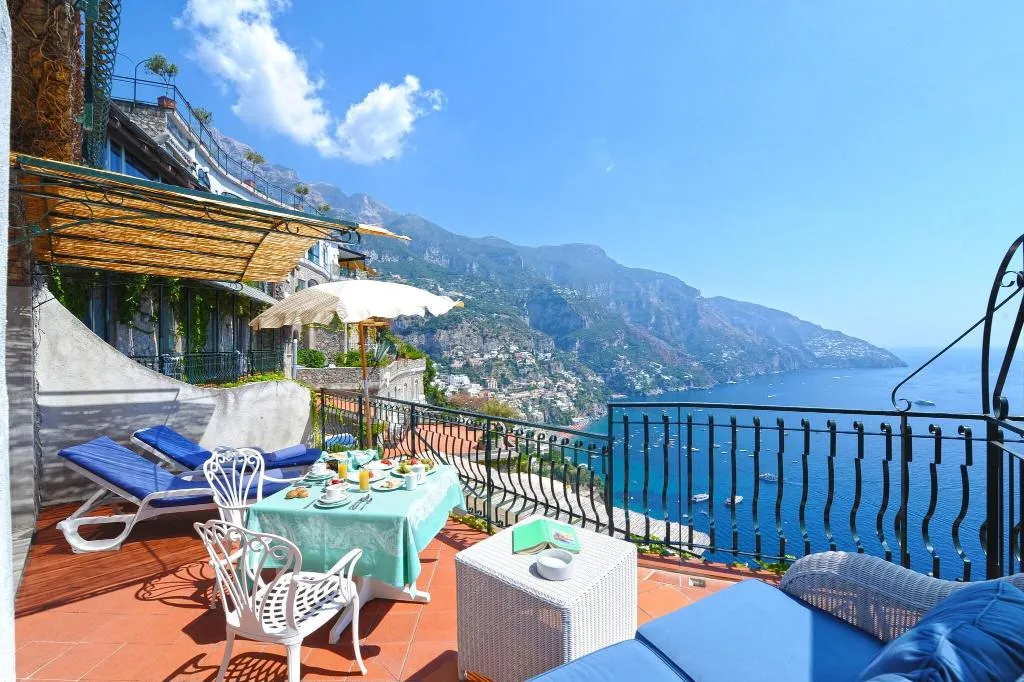 Terrace, Le Agavi hotel, Naples
