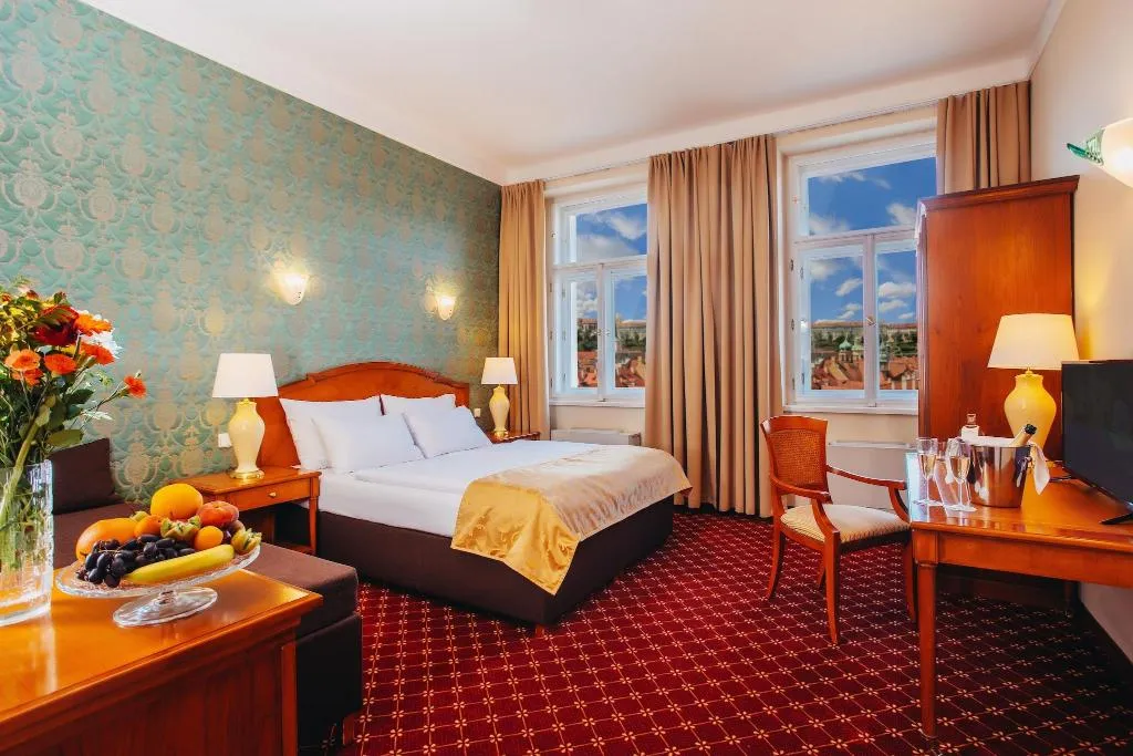 SINGLE SUPERIOR Room, St George, Prague