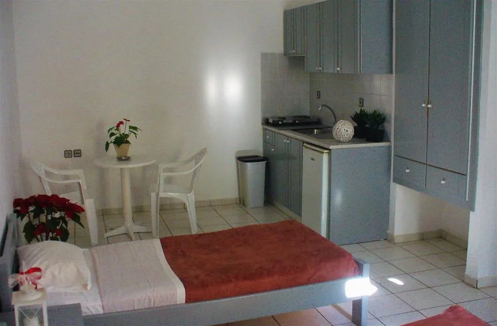 APARTMENT CAPACITY 3 Room, 7 Days Studios & Apts, Crete