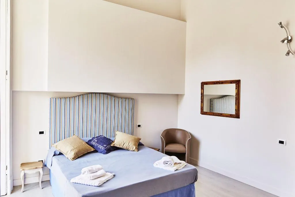Room, B&B Neapolis Bellini, Naples