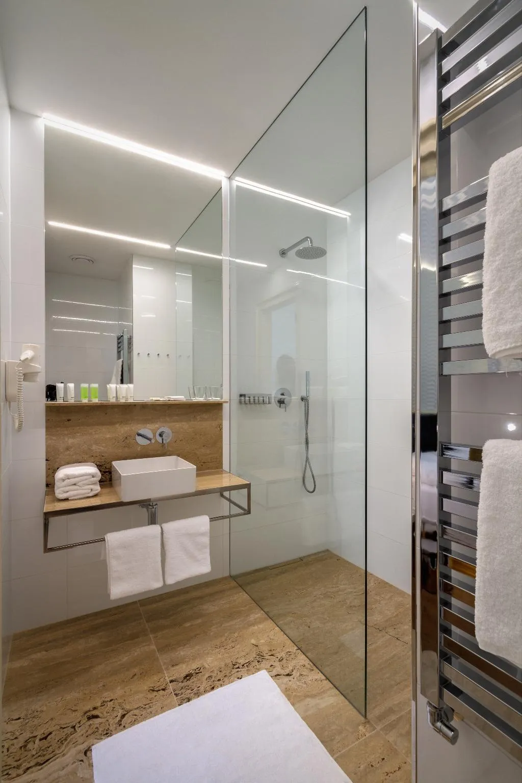 QUADRUPLE DELUXE Room, Golden Star, Prague