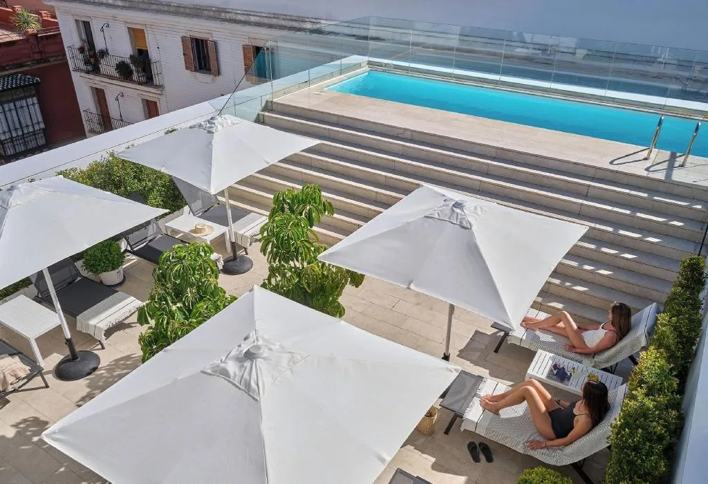 Terrace, Rey Alfonso X, Seville