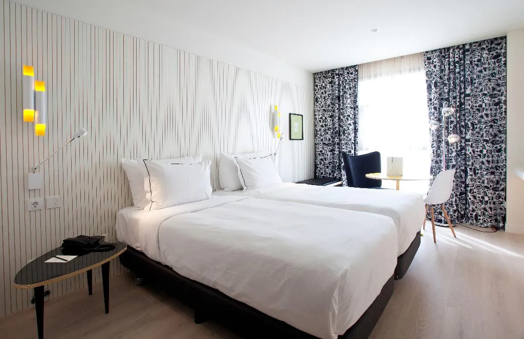 Room CONNECTING ROOM Room, Vincci Bit Hotel, Barcelona