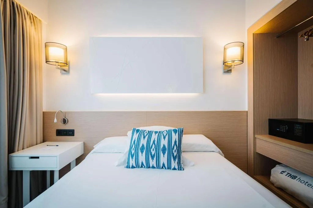 Room, THB Los Molinos, Ibiza