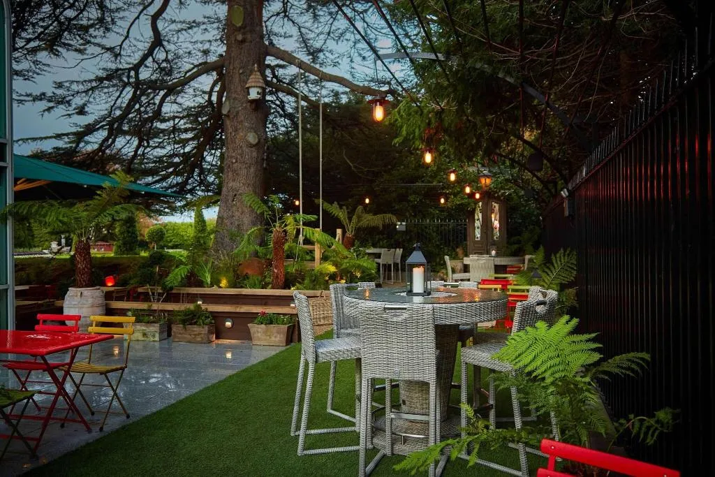 Terrace, St Helens Hotel, Dublin