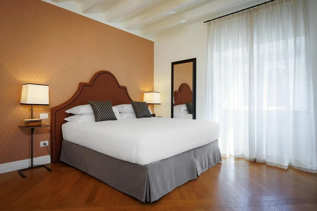Room, Maison Santa Croce, Florence