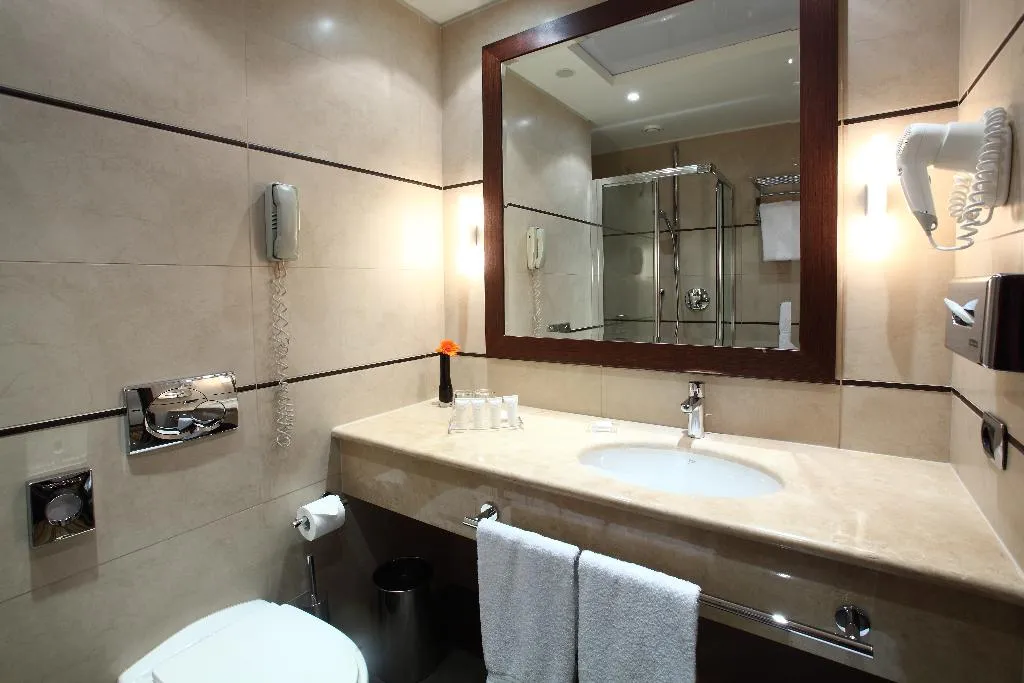 TRIPLE STANDARD Room, Starhotels Ritz, Milan
