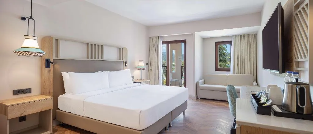 DOUBLE DELUXE KING BED Room, DoubleTree By Hilton Bodrum Isıl Club Resort, Bodrum