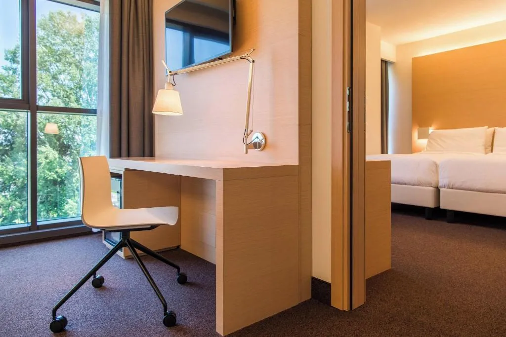 FAMILY ROOM WITH DOUBLE BED Room, Four Points by Sheraton Venice Mestre, Venice