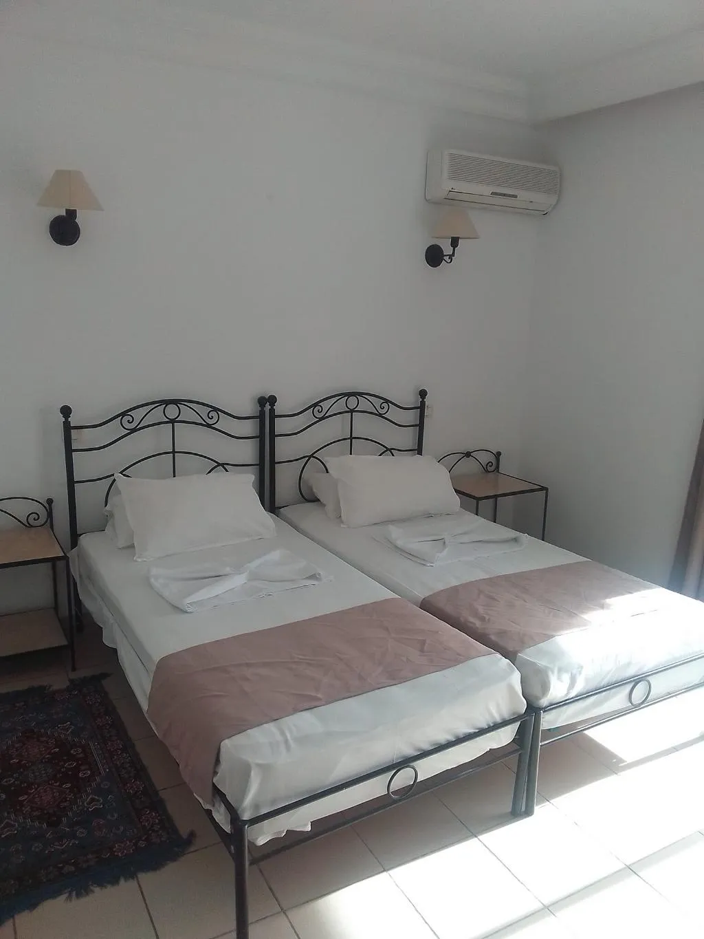 TRIPLE BASIC Room, Les Citronniers, Tunisia