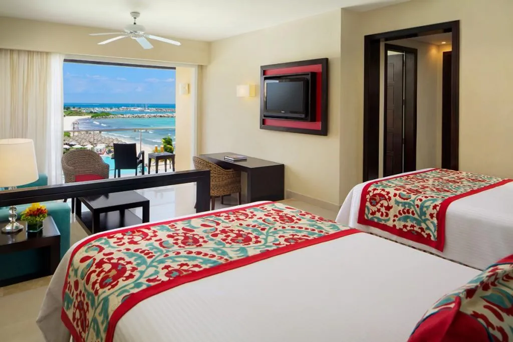 JUNIOR SUITE OCEAN VIEW TWO DOUBLE BEDS Room, Dreams Jade Resort & Spa - All Inclusive, Cancun Area