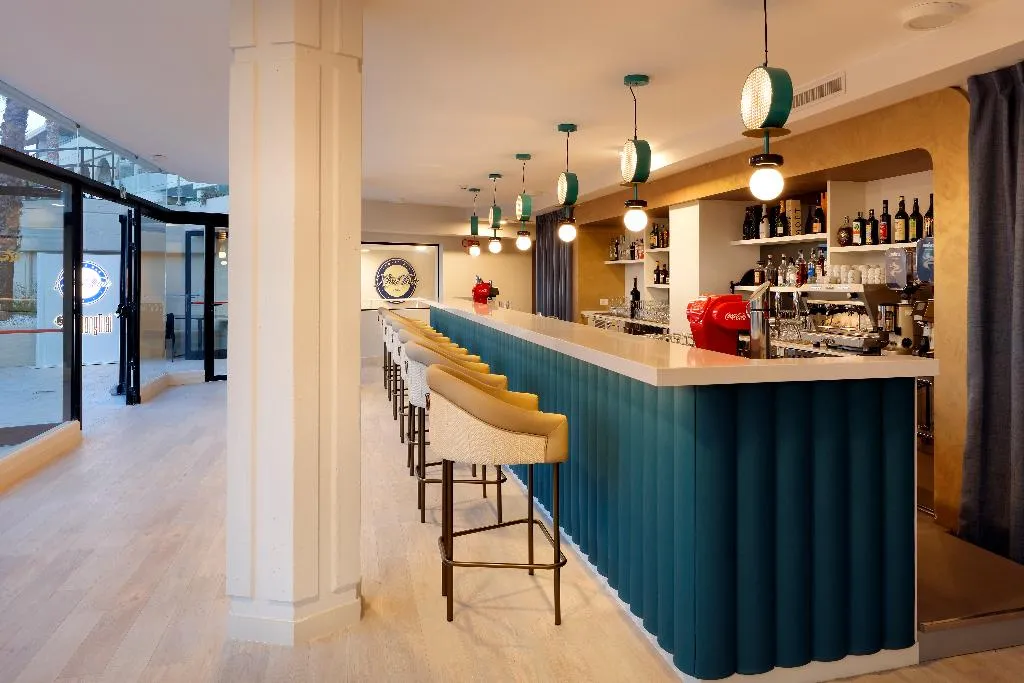 Bar, Grand Palladium Sicilia Resort & Spa, Palermo