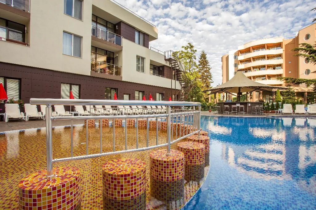 Pool, Laguna Park and Aqua Club, Bourgas