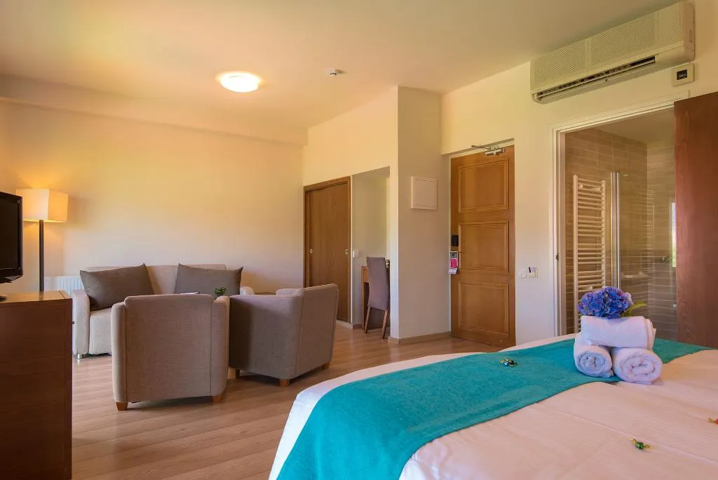 Double or Twin STANDARD Room, Rodon Hotel And Resort, Cyprus