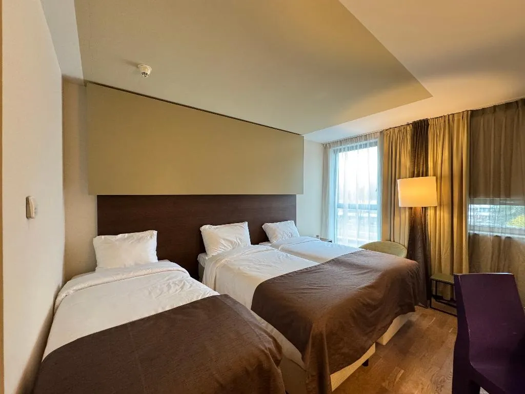 TRIPLE STANDARD Room, Hotel Artemis Amsterdam, Amsterdam
