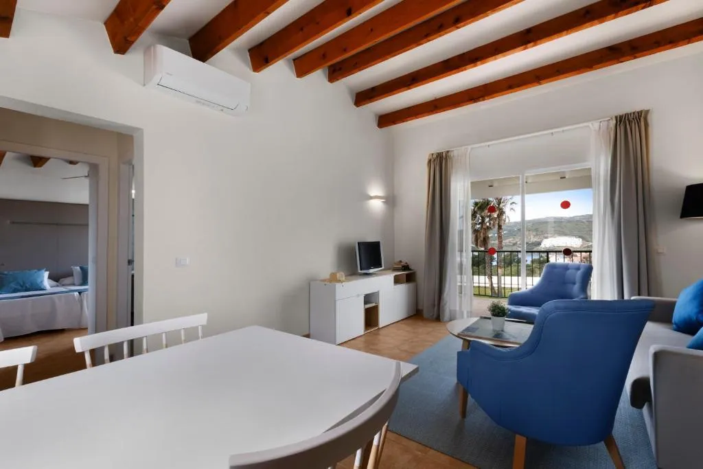 APARTMENT SEA VIEW Room, TRH Tirant Playa, Menorca
