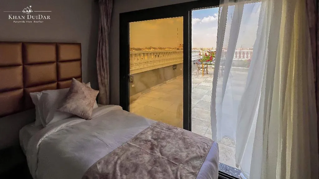 QUADRUPLE ONE BEDROOM ONE BATHROOM Room, Khan Duidar Inn - Pyramids View Rooftop, Cairo
