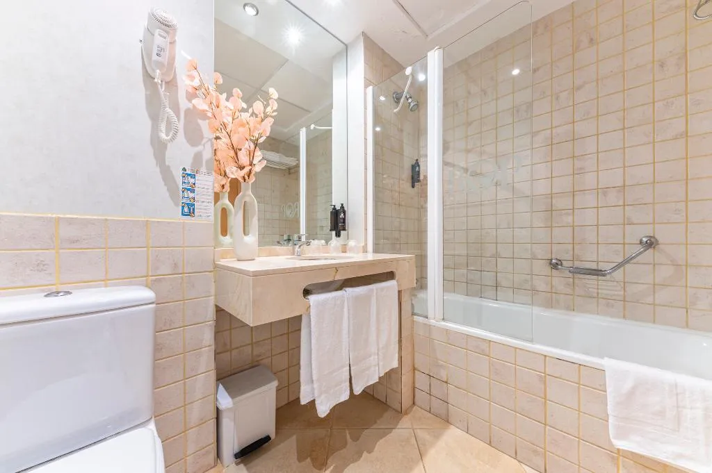 TRIPLE STANDARD Room, Rober Palas, Costa Blanca