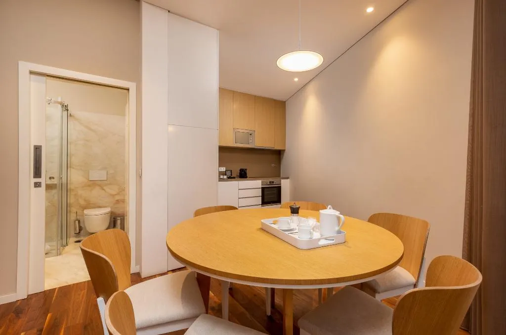 APARTMENT TWO BEDROOMS Room, Rs Porto Historic Center, Porto