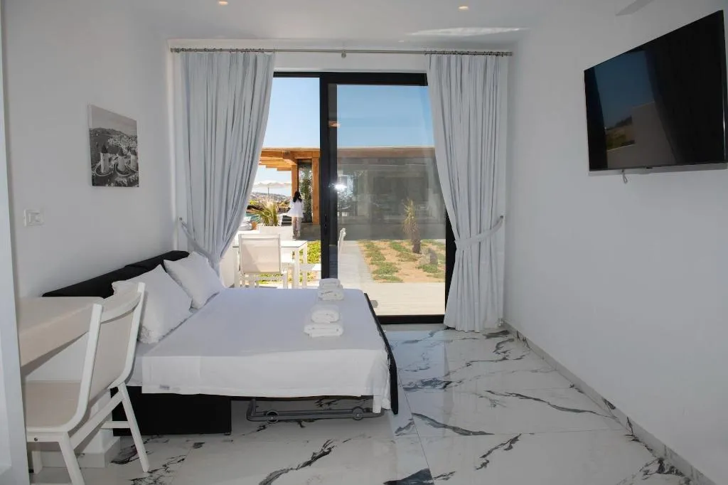 Room, Bianco A Nero, Mykonos
