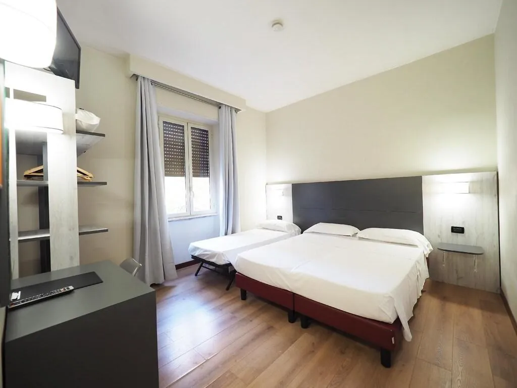 TRIPLE STANDARD Room, Osimar, Rome