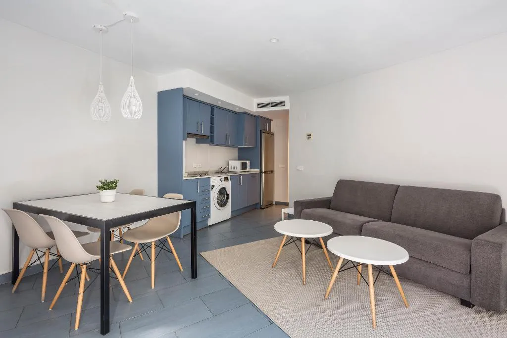 APARTMENT CAPACITY 3 ONE BEDROOM Room, Mon Suites Carmen, Valencia