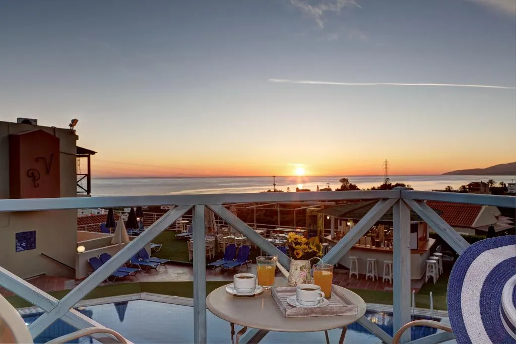 APARTMENT CAPACITY 3 Room, Piskopiano Village Resort, Crete