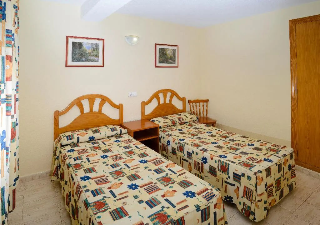 APARTMENT TWO BEDROOMS Room, Avenida Apartamentos, Costa Blanca